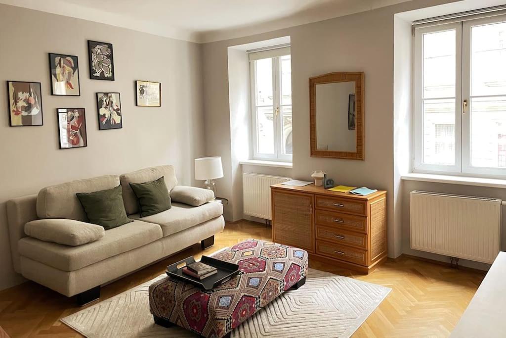 Modern & Charming @ Villas Quarter! 7Min To Center Viena Exterior foto