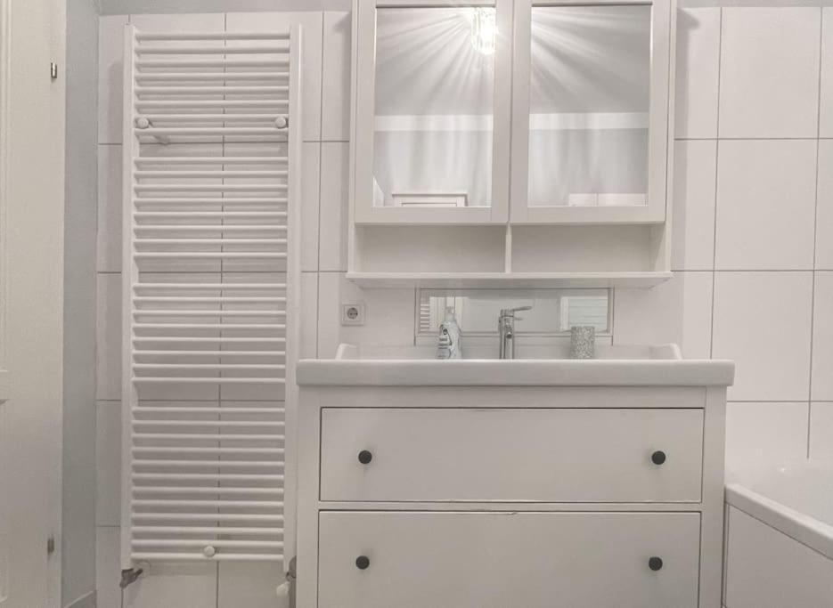 Modern & Charming @ Villas Quarter! 7Min To Center Viena Exterior foto
